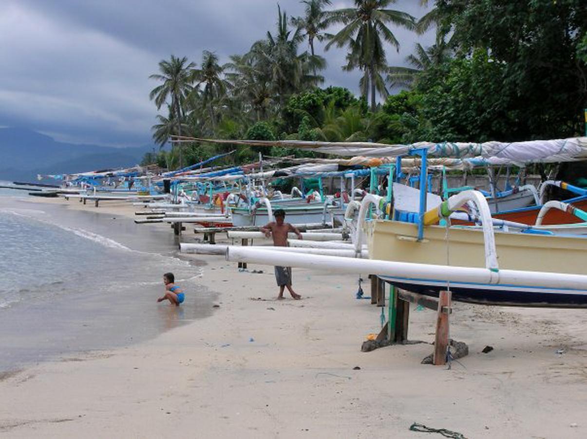 Lembongan Hostel Нуса-Лембонган Экстерьер фото