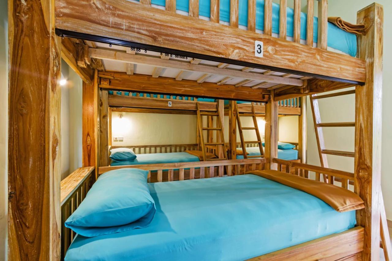 Lembongan Hostel Нуса-Лембонган Экстерьер фото